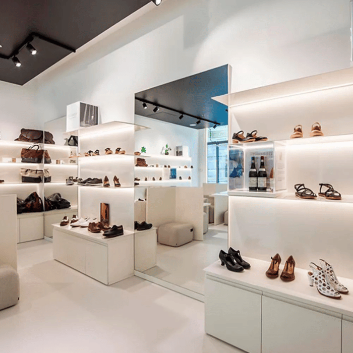 Thi công hoàn thiện shop Đà Nẵng